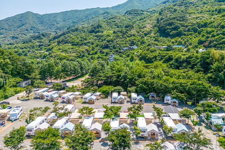 지리산 포레스트 카라반 파크 캠핑장 사진