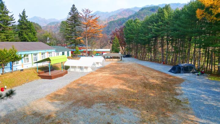 어게인 스쿨 캠핑장 사진