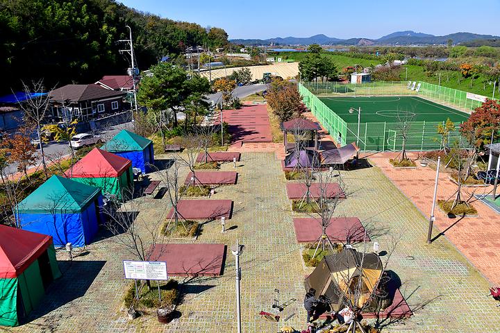 성당포구 금강체험관 야영장 캠핑장 사진