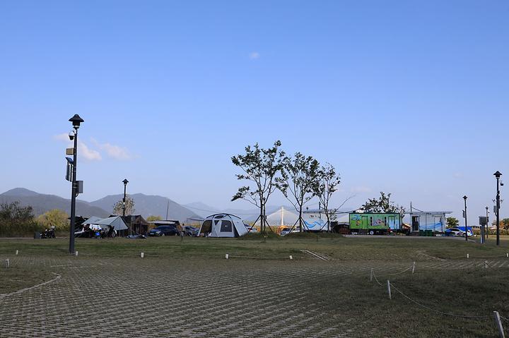 화명 오토캠핑장 캠핑장 사진